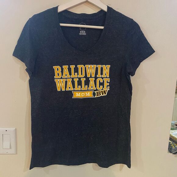 Gear for Sports Medium Balden Wallace mom short sleeve tshirt - Picture 1 of 5